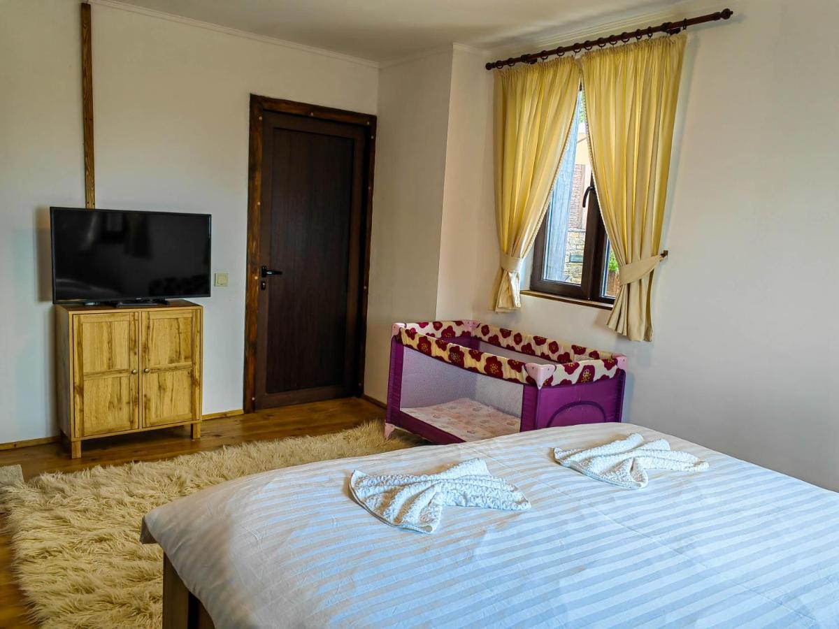 Rimovata Kashta Guest House Leshten Eksteriør billede